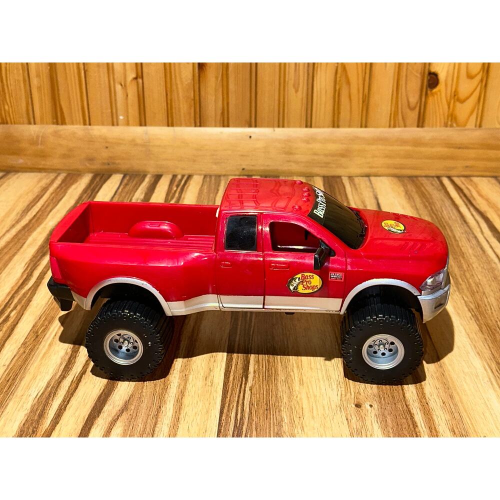 Vintage Lifted Ram 3500 dually x Bass Pro Shop 4x4 - Picture 6 of 9